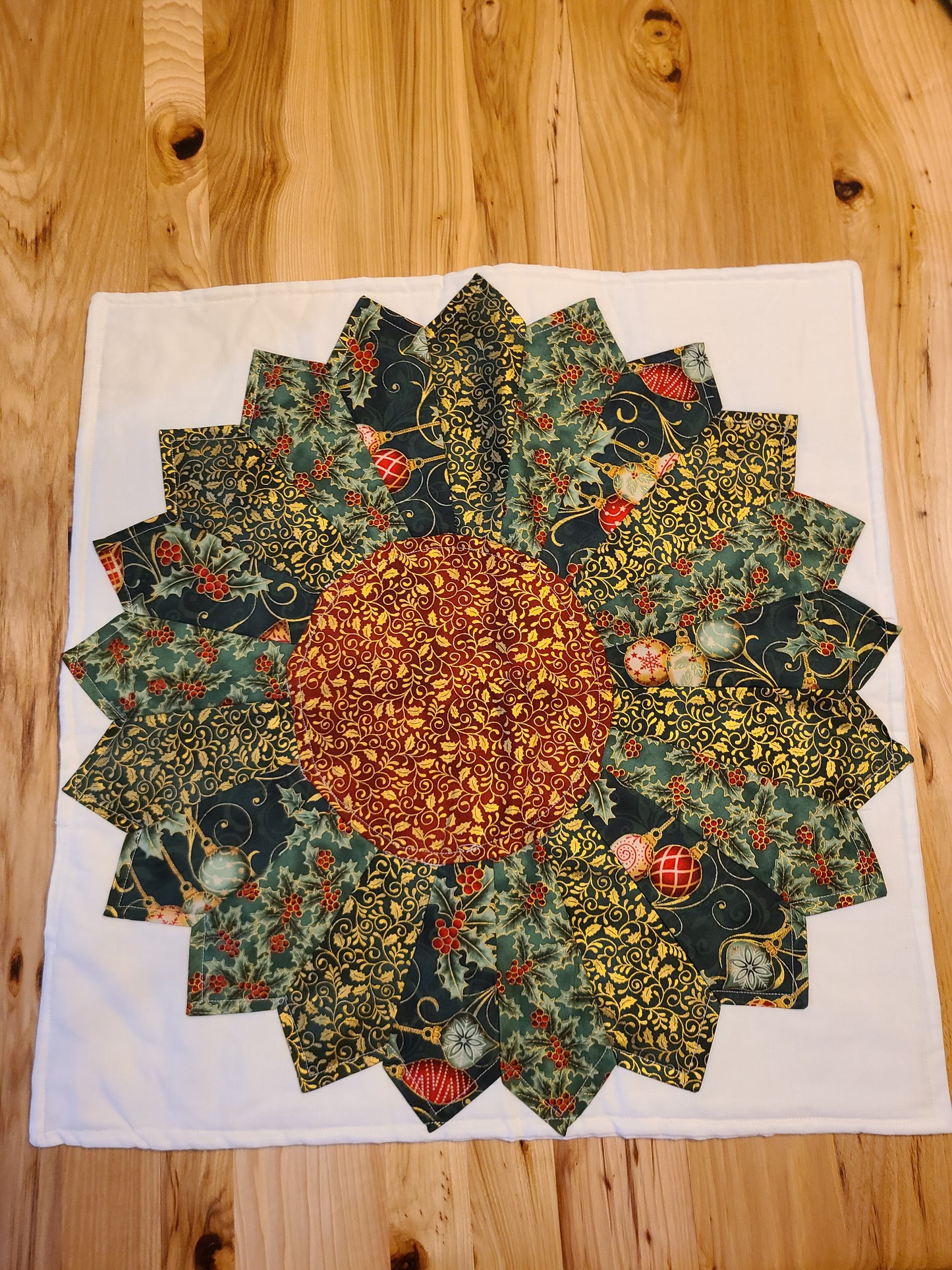 Christmas Square Table topper 20.5" x 20.5"