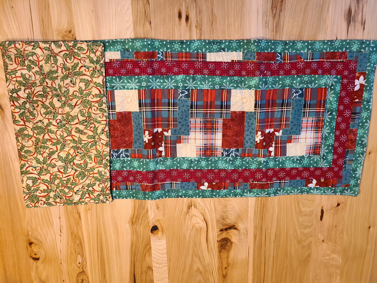 Quilted Christmas Table Runner