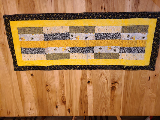 Bee's Table Runner  43" x 16"