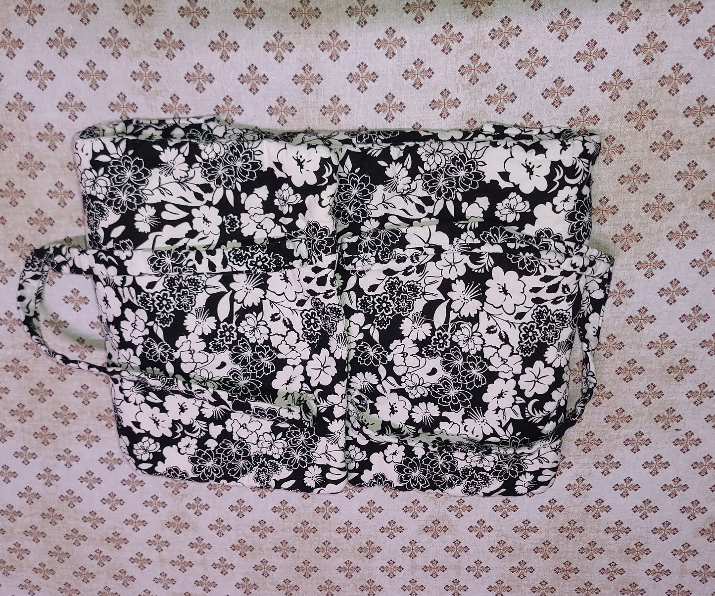 quilted casserole carrier