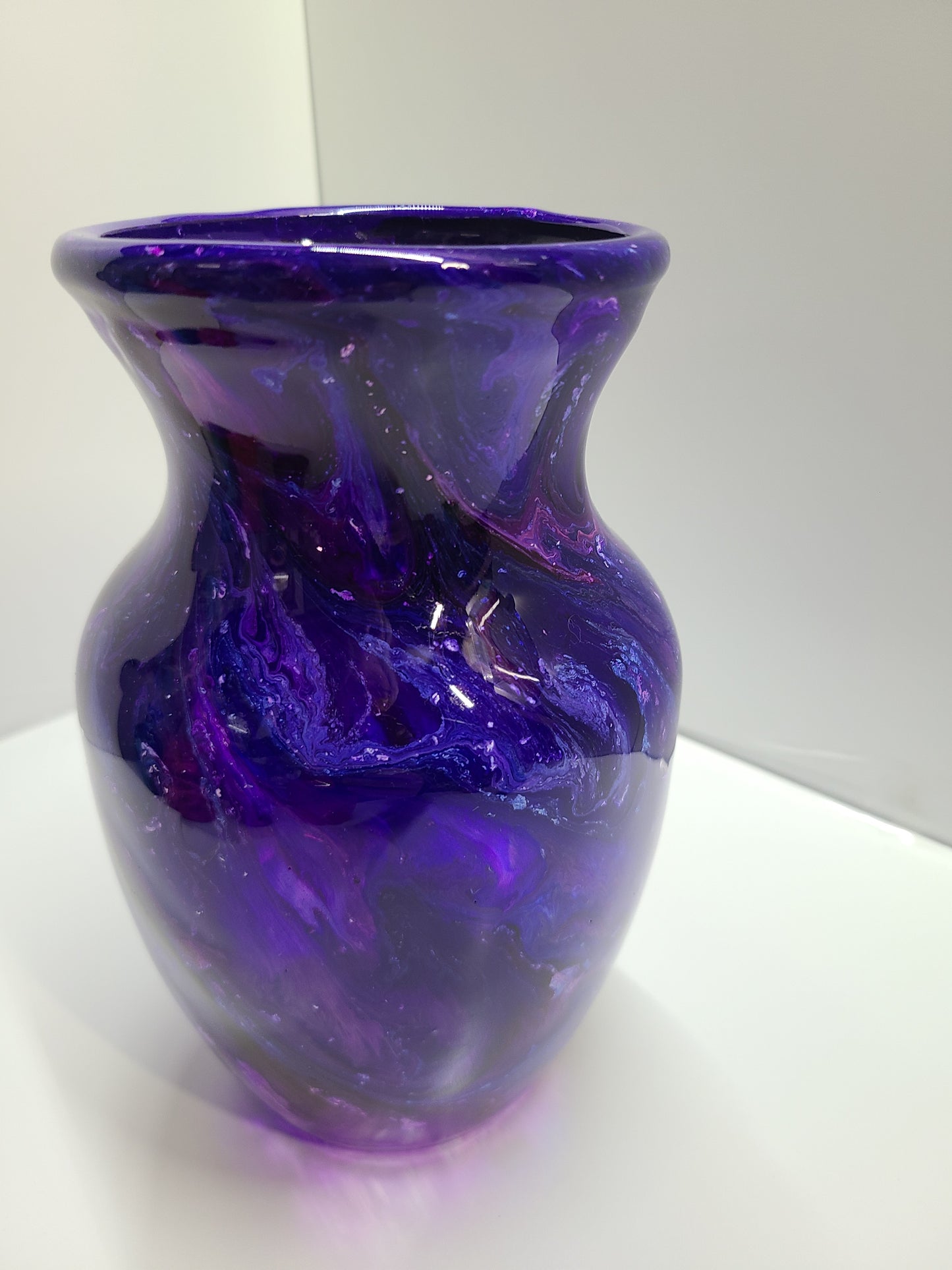 Vase glass blue