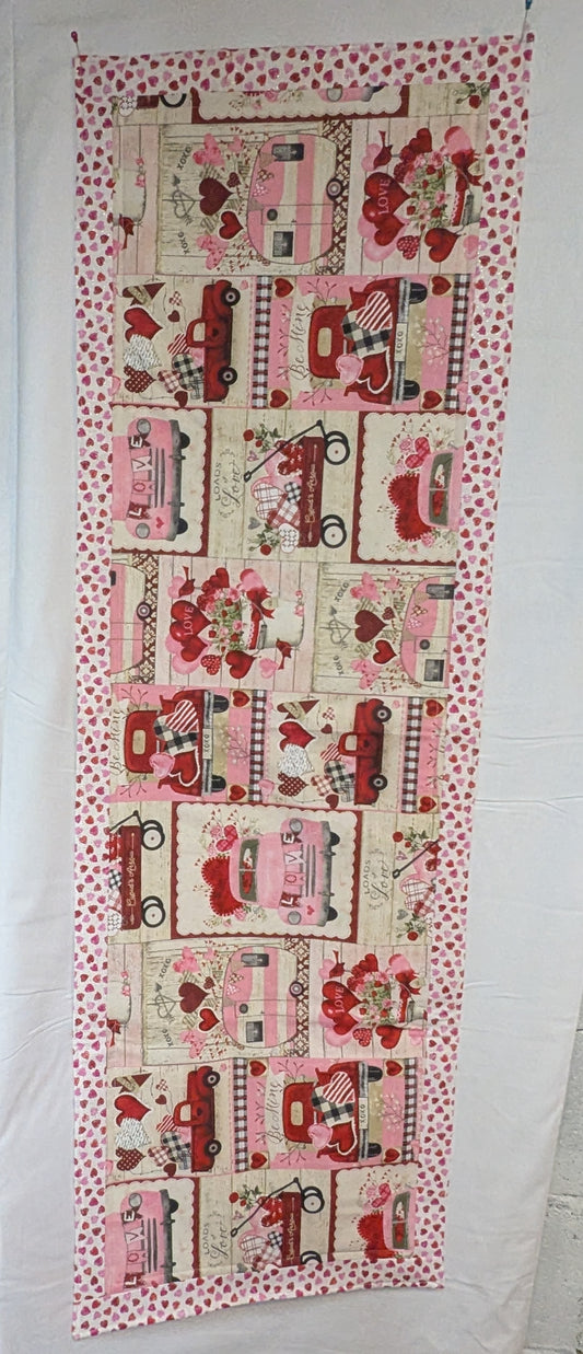 Valentine Day Table Runner